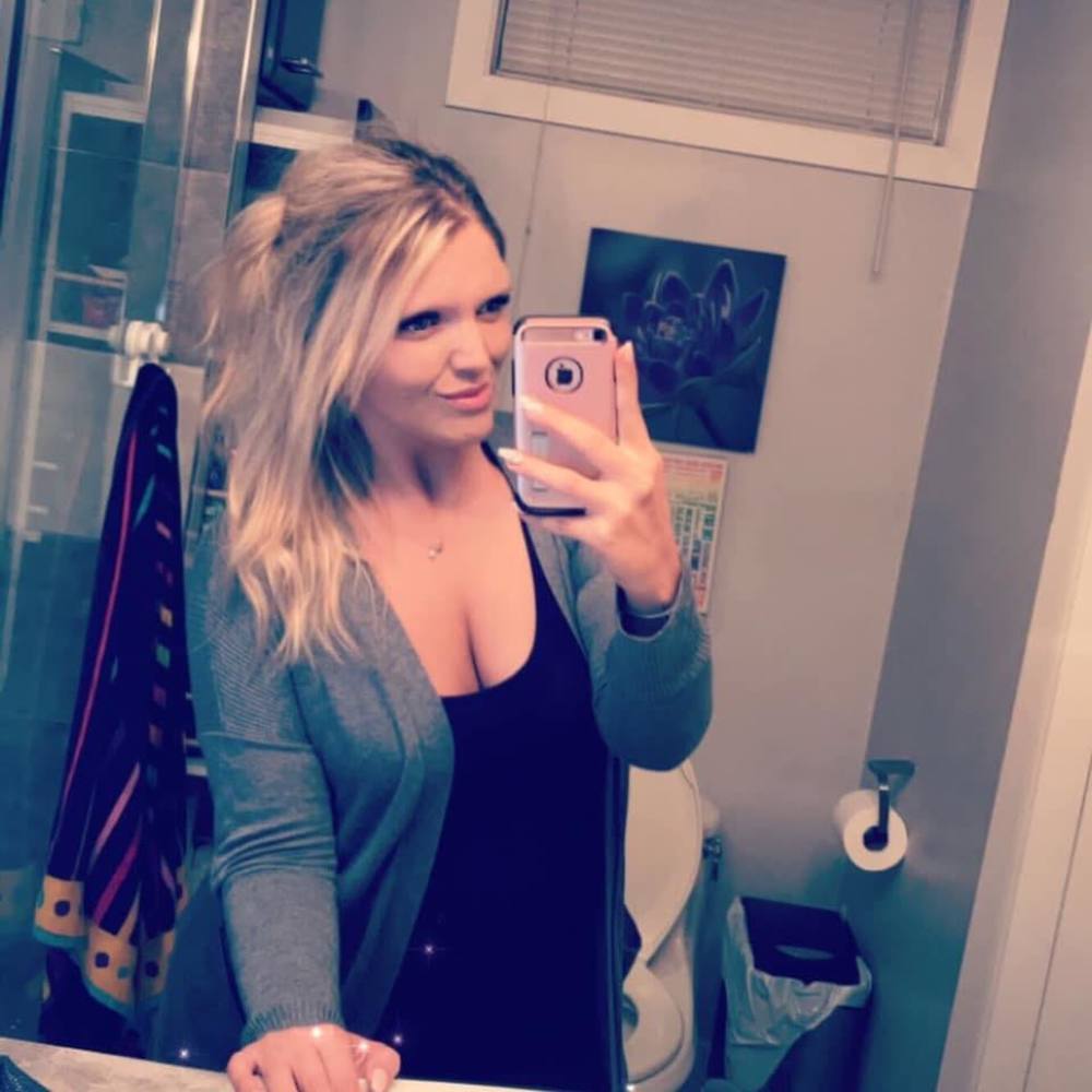 Meet your Posher, Sabrina